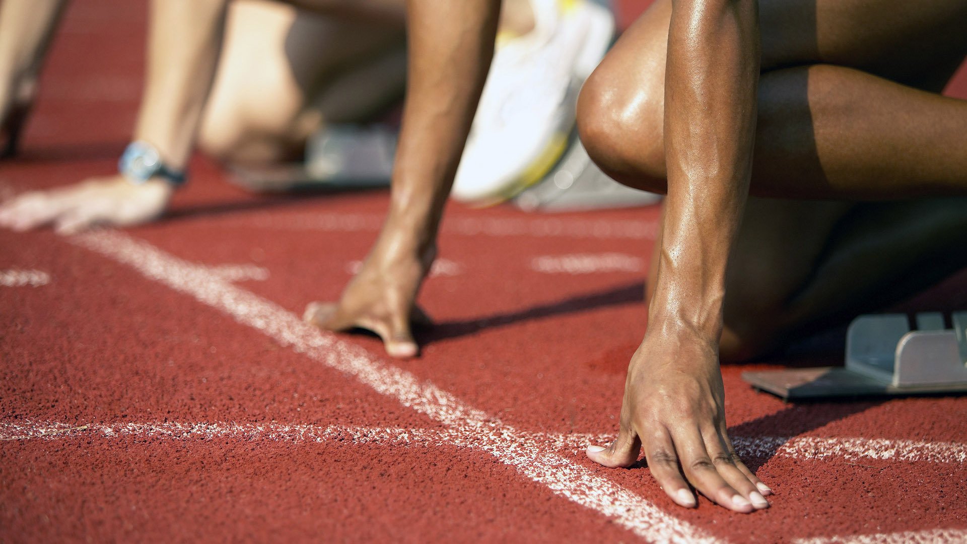 仰泳对决南非选手从容应战，仰泳冠军视频