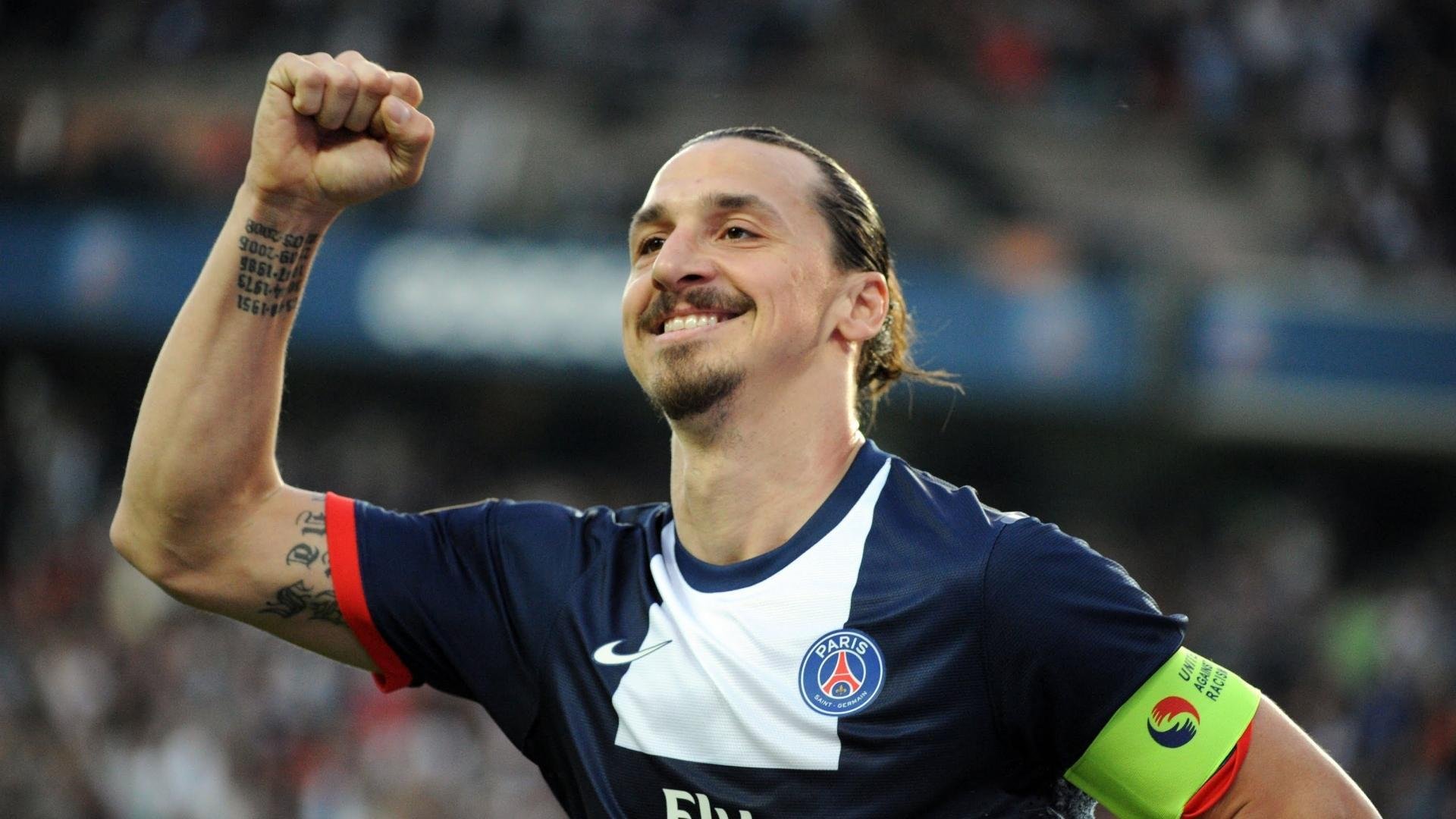 曼城在欧冠小组赛中迎来三连胜，紧追拜仁和巴黎，欧冠分组_曼城遇巴黎 巴萨碰拜仁