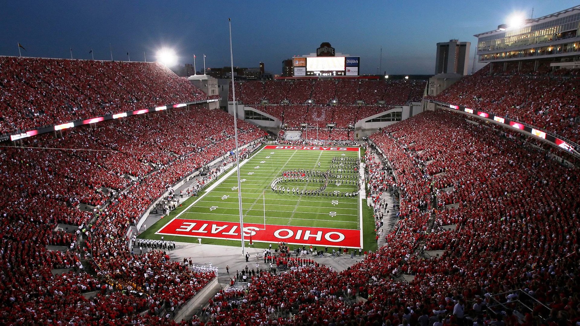 申城F1赛场上演高百接力赛，浙江大学华东站夺冠